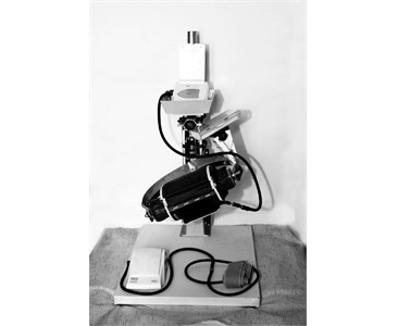 Il semicerchio inclinato a destra